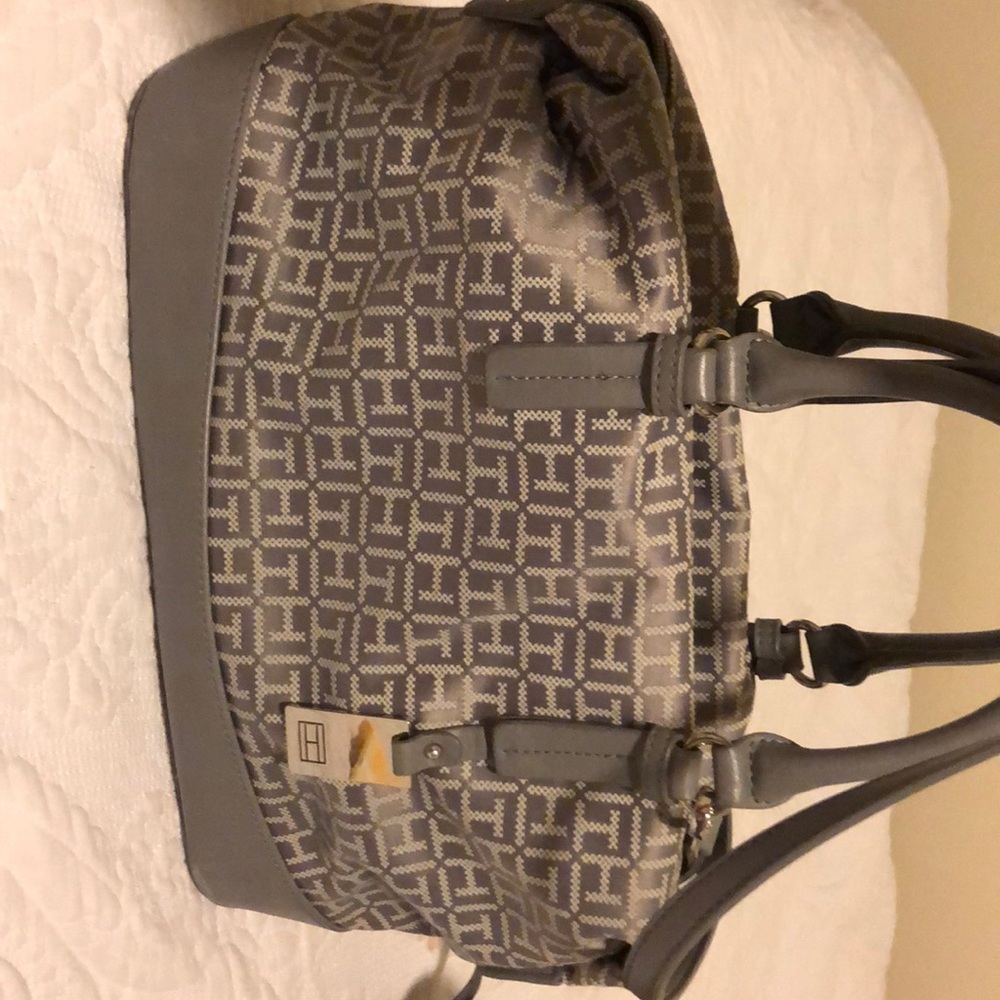Tommy Hilfiger bag